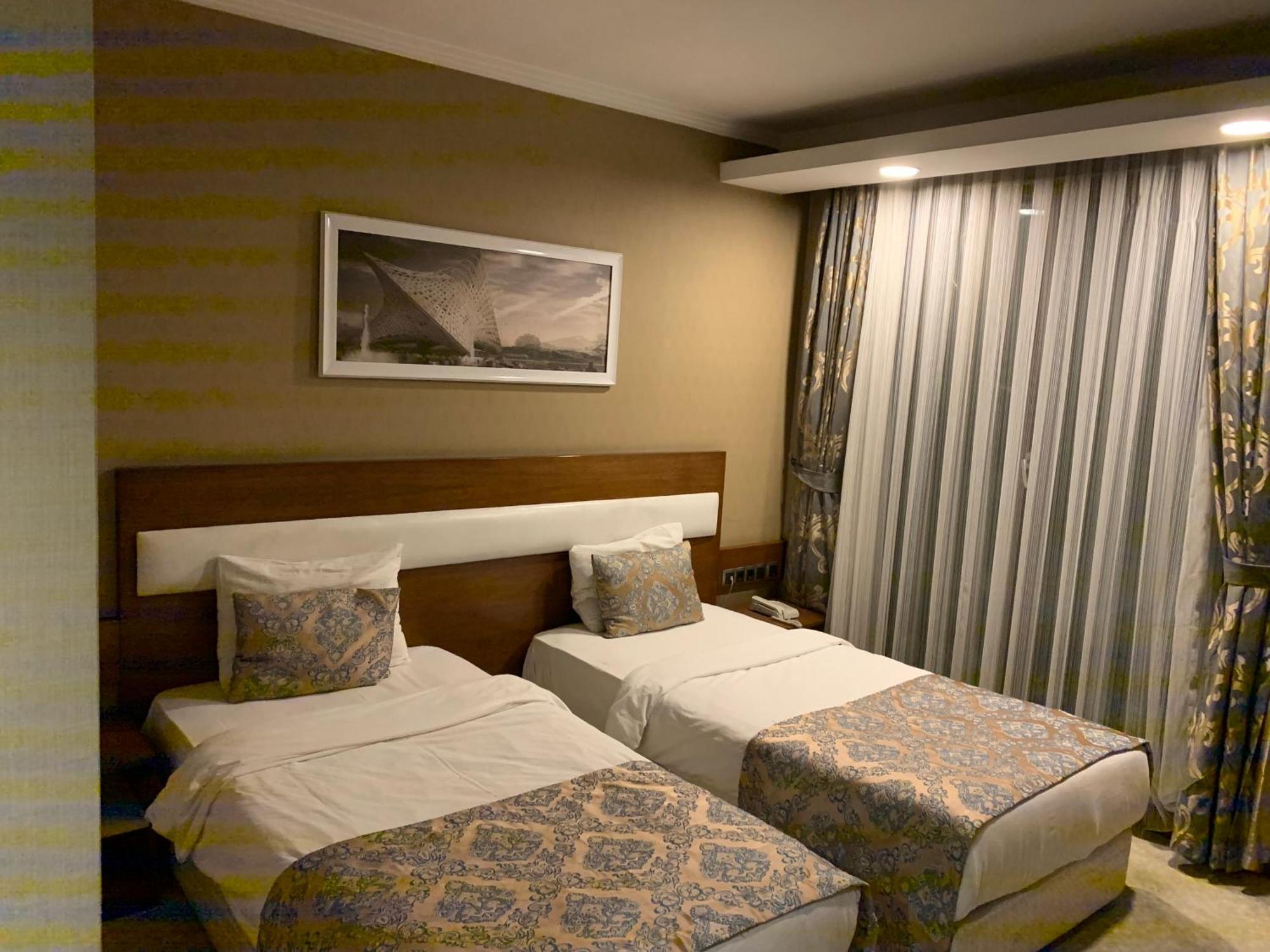 Moonlight Hotel Sihke 외부 사진